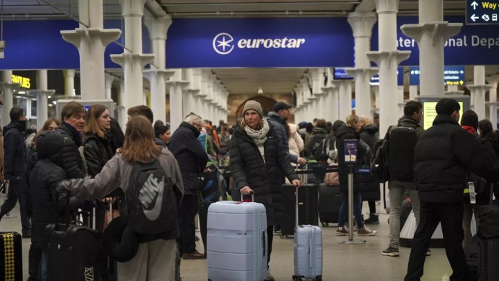 Eurostar, flooding disruption, london